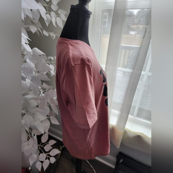 Tired Moms Club Shoet Sleeve T Shirt Womens Size Large - Picture 3 of 5